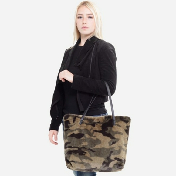 CAMO TOTE - Picture 3 of 3